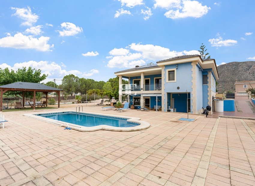 Herverkoop - Villa -
Alicante - Rebolledo