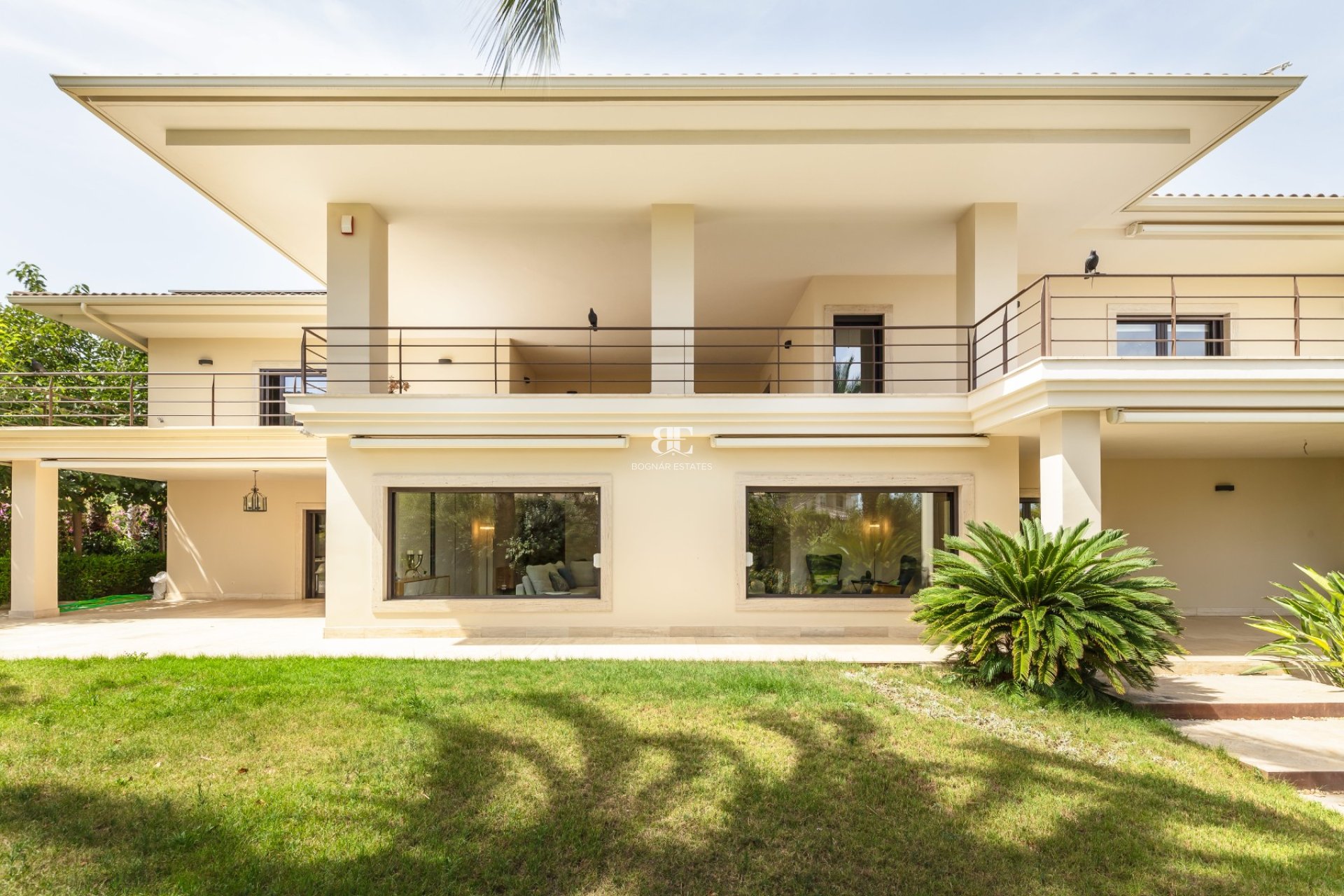 Herverkoop - Villa -
Alicante - Vistahermosa