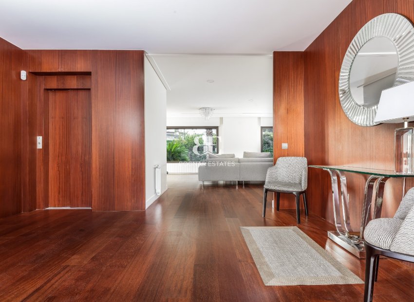 Herverkoop - Villa -
Alicante - Vistahermosa