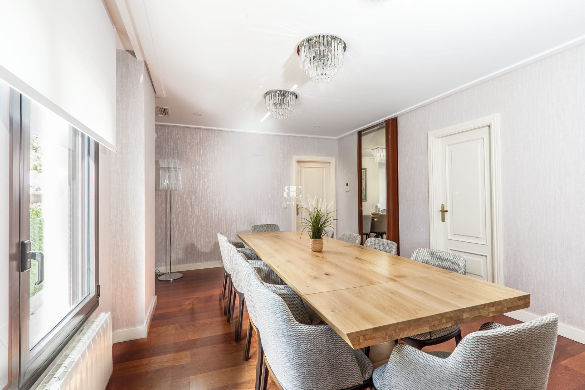 Herverkoop - Villa -
Alicante - Vistahermosa