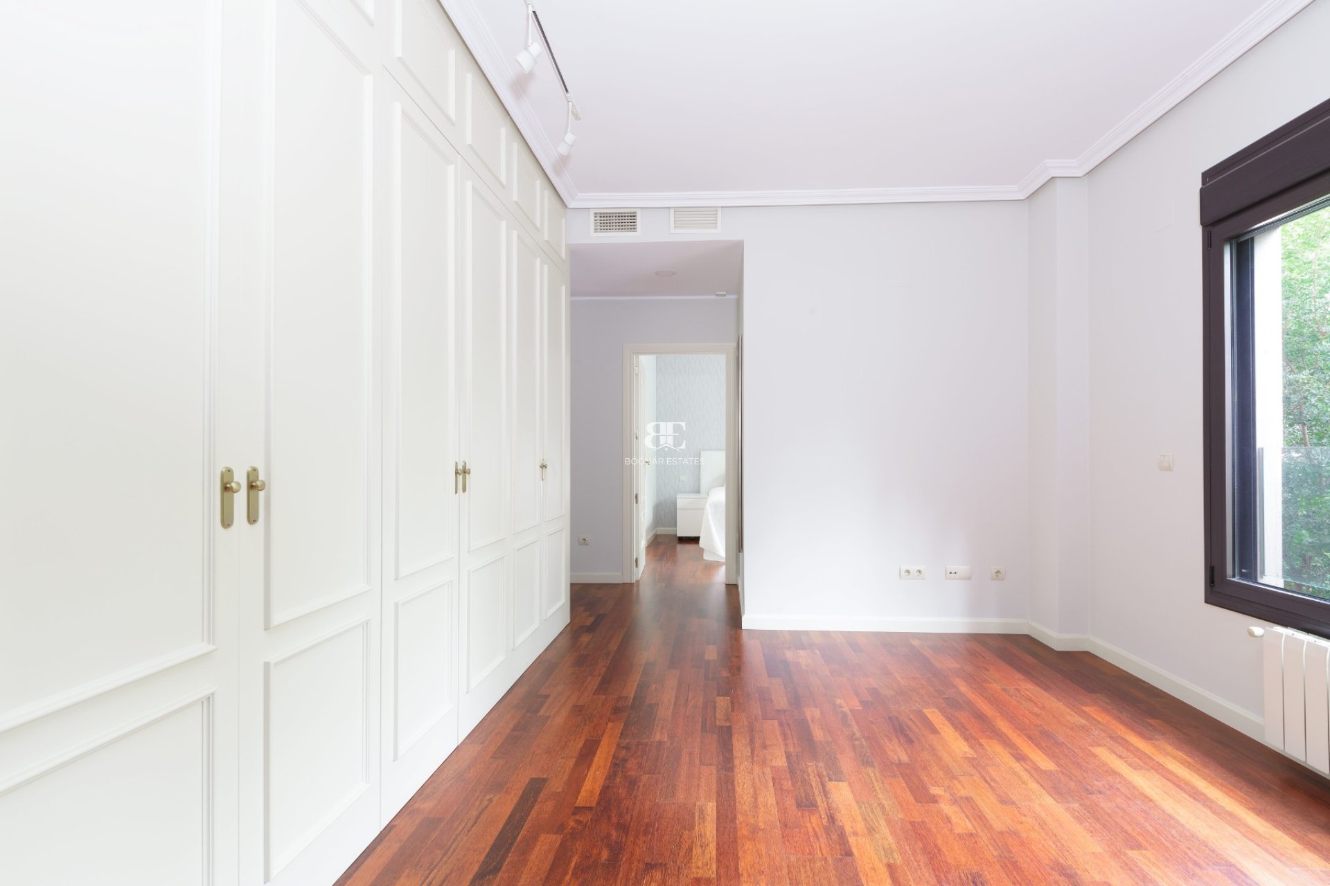 Herverkoop - Villa -
Alicante - Vistahermosa