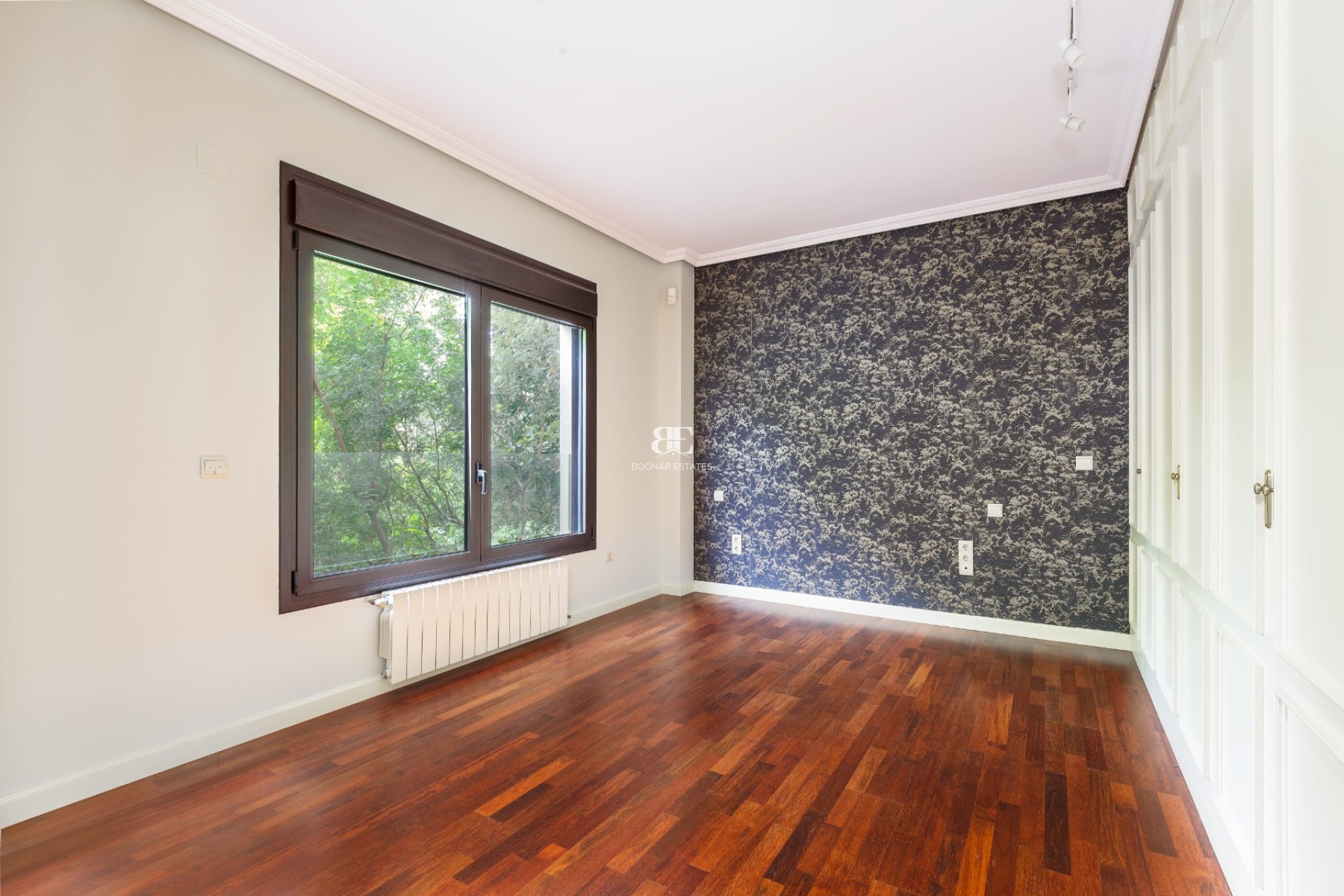 Herverkoop - Villa -
Alicante - Vistahermosa