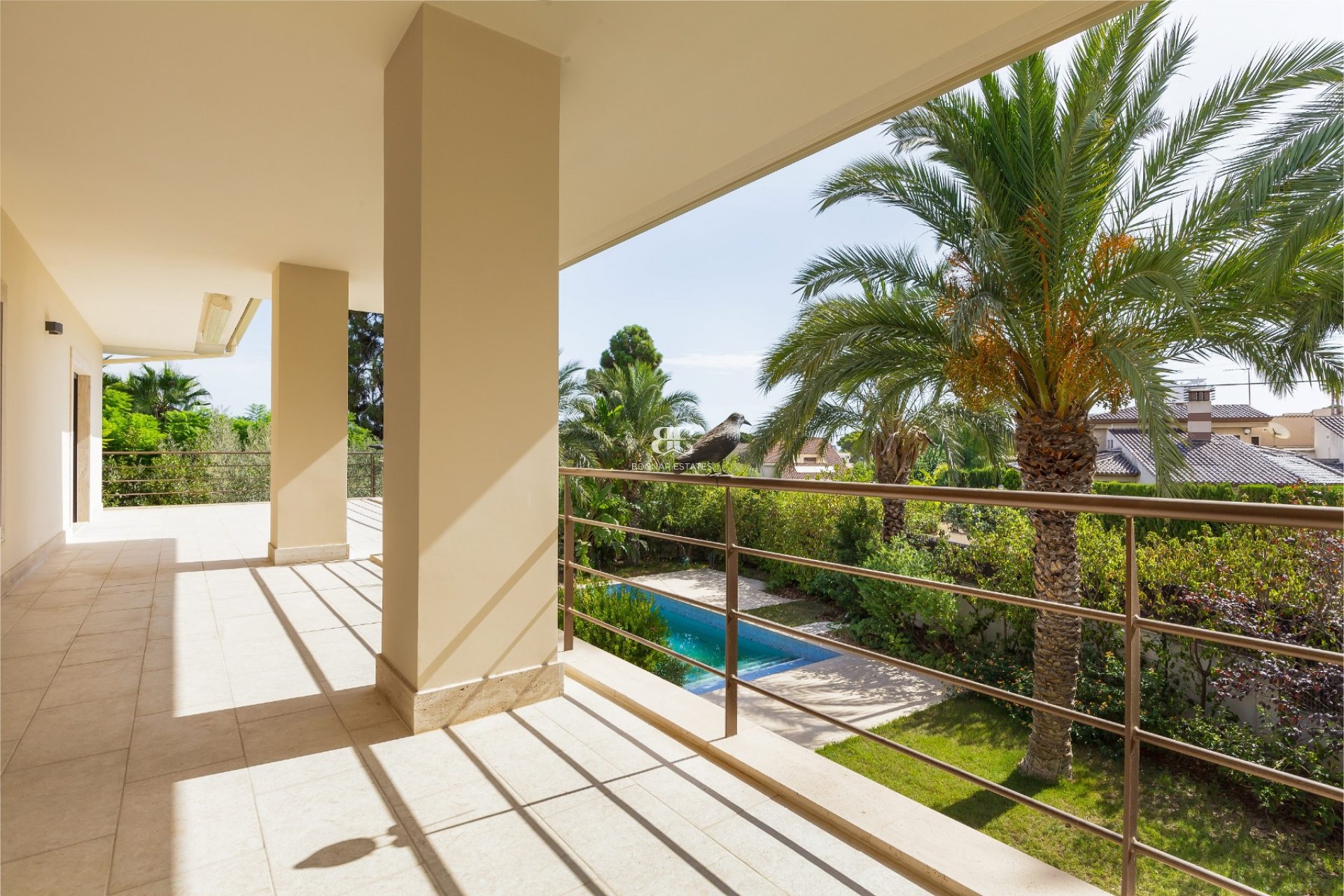 Herverkoop - Villa -
Alicante - Vistahermosa