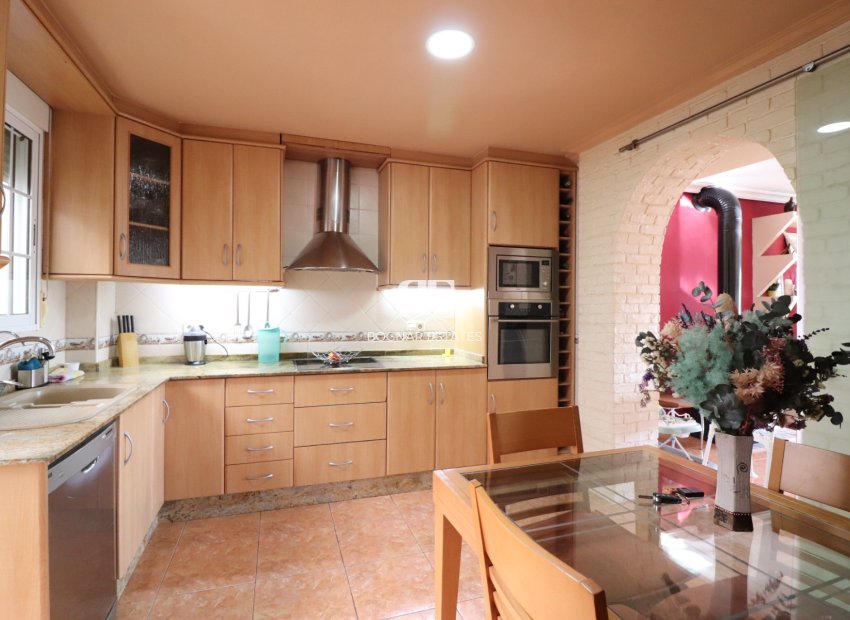 Herverkoop - Villa -
Almoradí - El Saladar