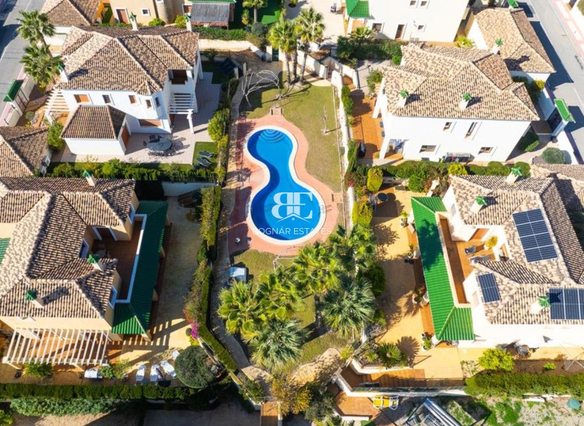 Herverkoop - Villa -
Altaona Golf and Country Village - Altaona Golf - Country Village