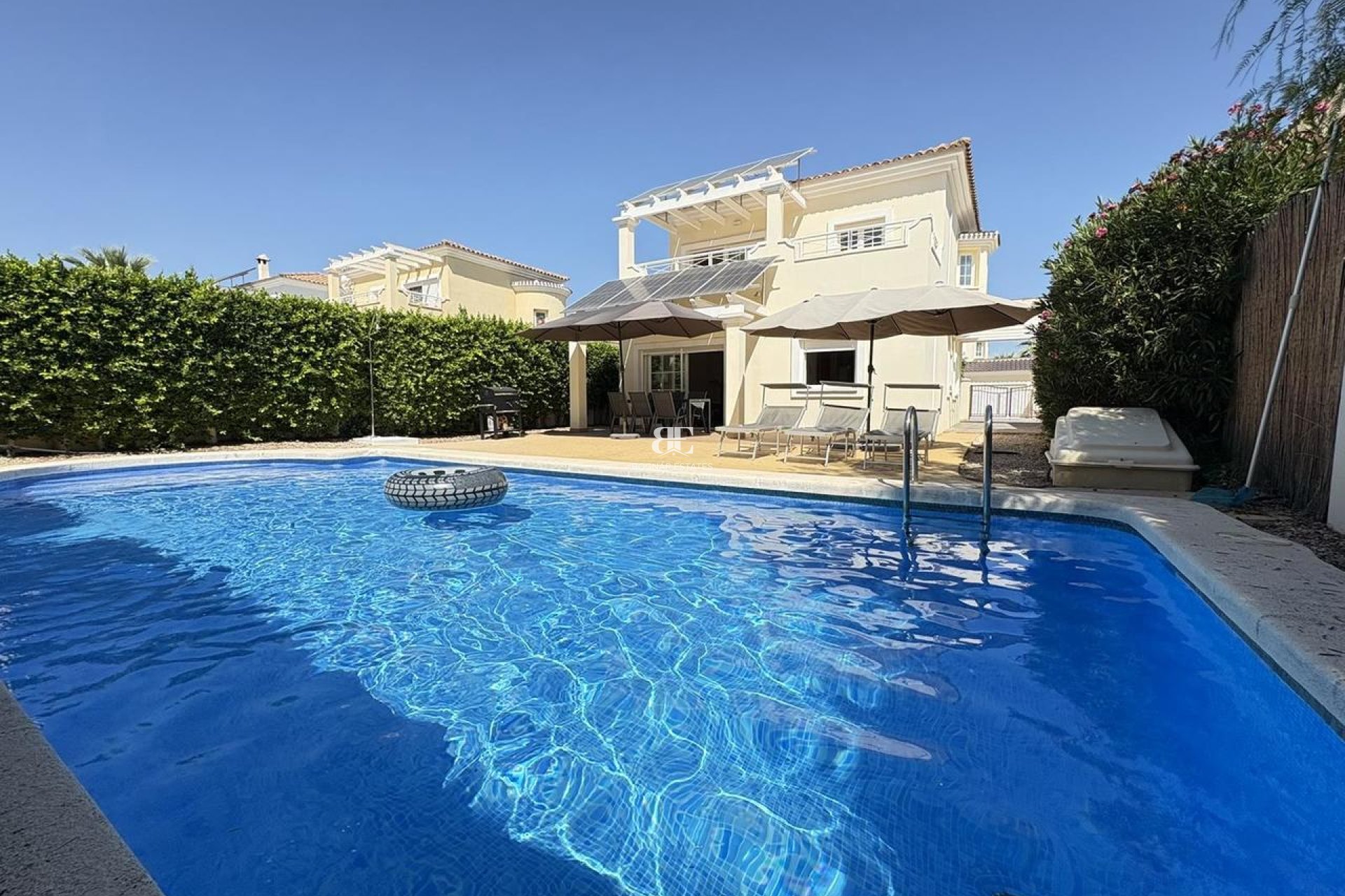 Herverkoop - Villa -
Altaona Golf and Country Village - Altaona Golf - Country Village