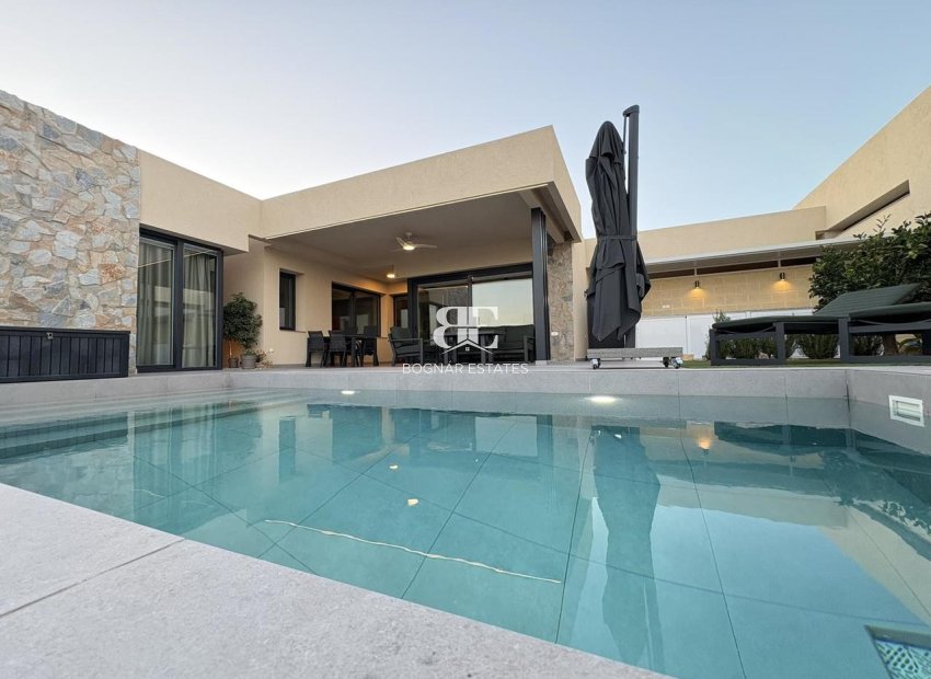 Herverkoop - Villa -
Altaona Golf and Country Village - Altaona Golf - Country Village