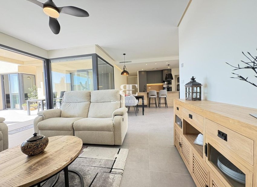 Herverkoop - Villa -
Altaona Golf and Country Village - Altaona Golf - Country Village