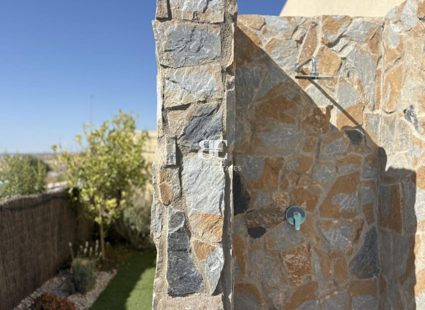 Herverkoop - Villa -
Altaona Golf and Country Village - Altaona Golf - Country Village