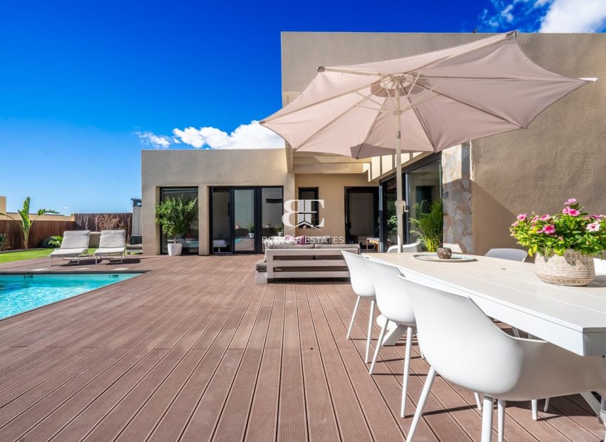 Herverkoop - Villa -
Altaona Golf and Country Village - Altaona Golf - Country Village