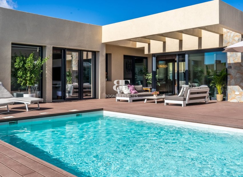 Herverkoop - Villa -
Altaona Golf and Country Village - Altaona Golf - Country Village