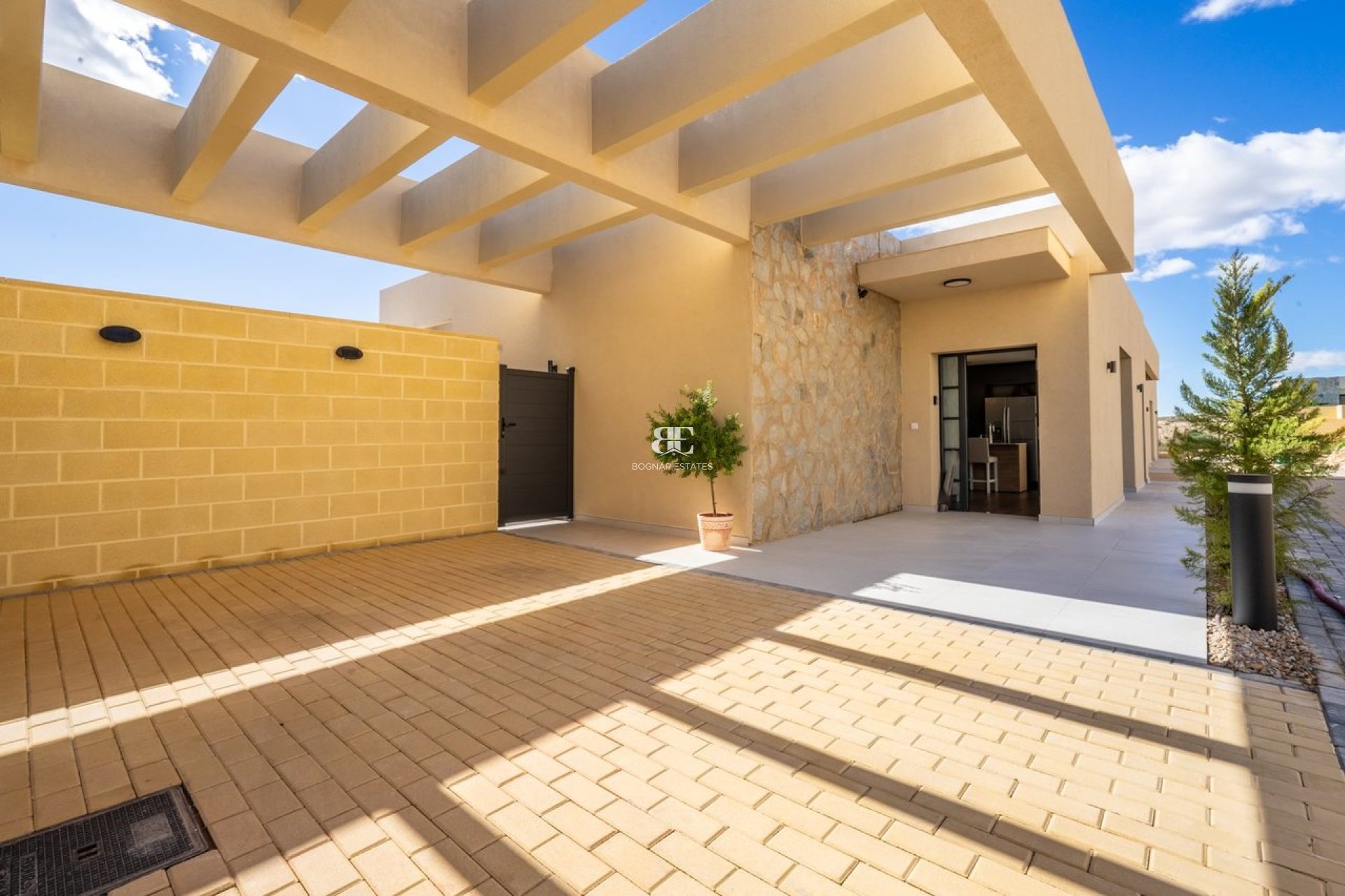 Herverkoop - Villa -
Altaona Golf and Country Village - Altaona Golf - Country Village