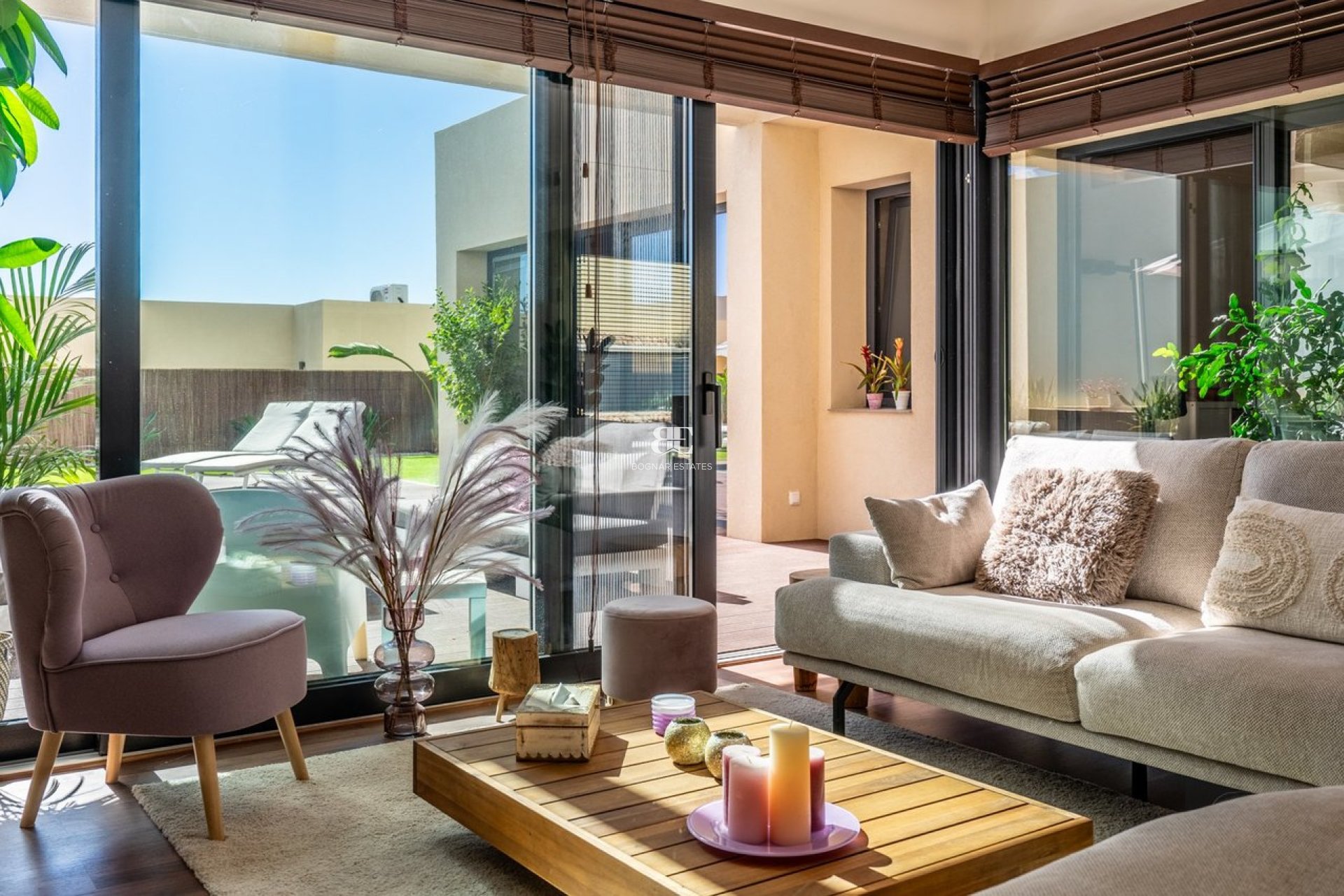 Herverkoop - Villa -
Altaona Golf and Country Village - Altaona Golf - Country Village