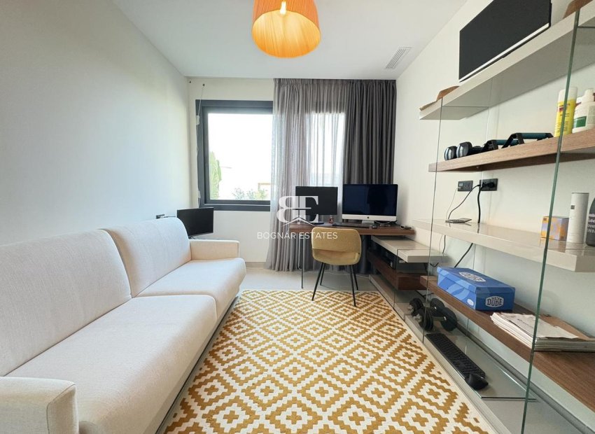 Herverkoop - Villa -
Altaona Golf and Country Village - Altaona Golf - Country Village