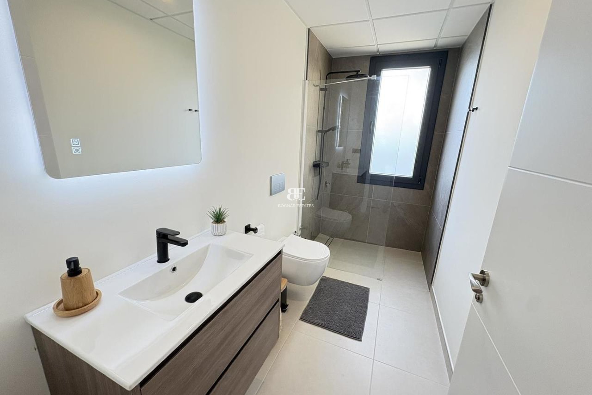 Herverkoop - Villa -
Altaona Golf and Country Village - Altaona Golf - Country Village