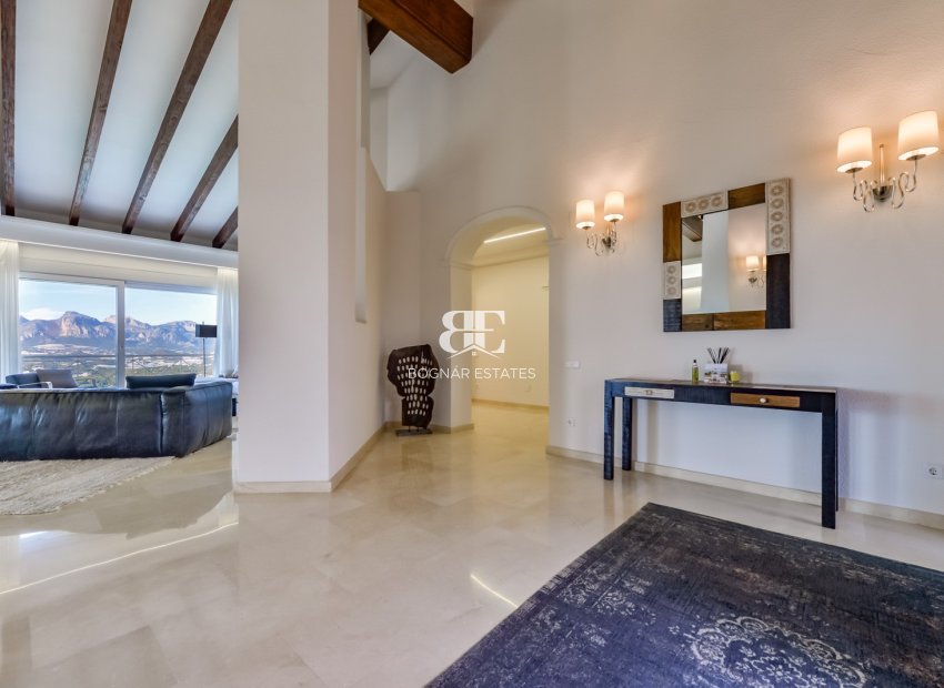 Herverkoop - Villa -
Altea - Sierra de Altea