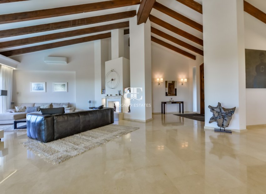 Herverkoop - Villa -
Altea - Sierra de Altea