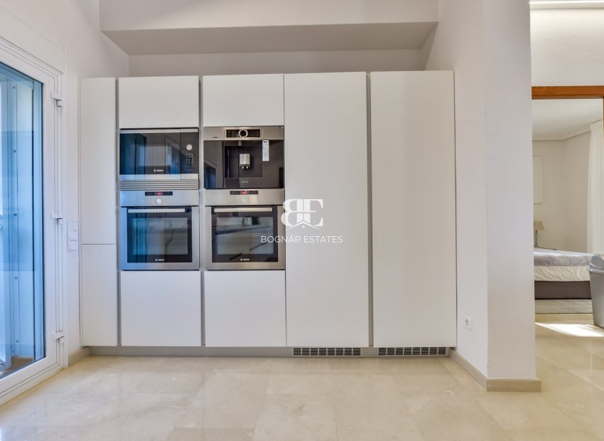 Herverkoop - Villa -
Altea - Sierra de Altea