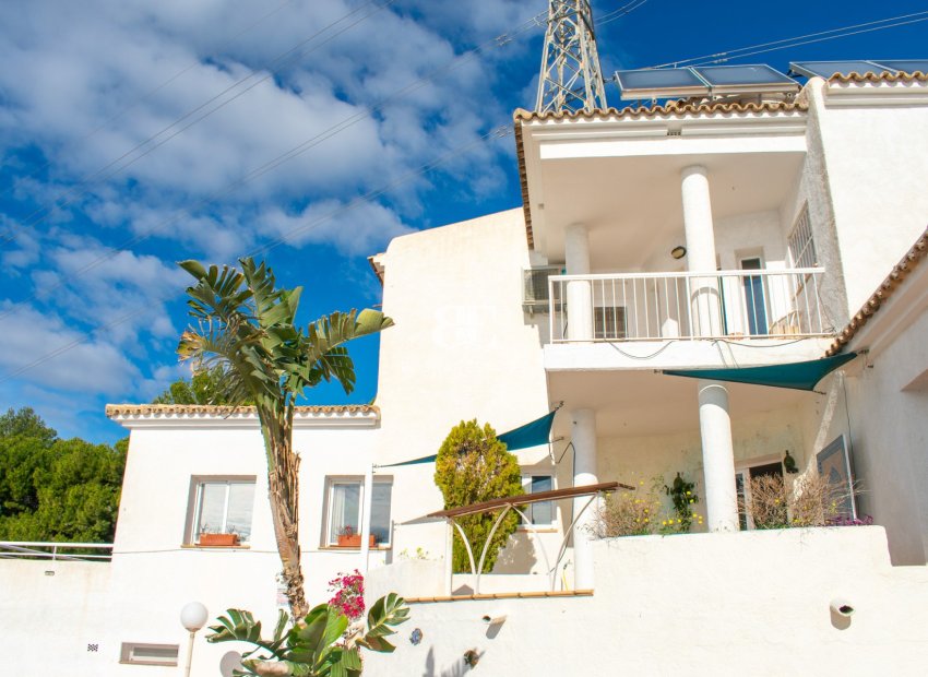 Herverkoop - Villa -
Altea