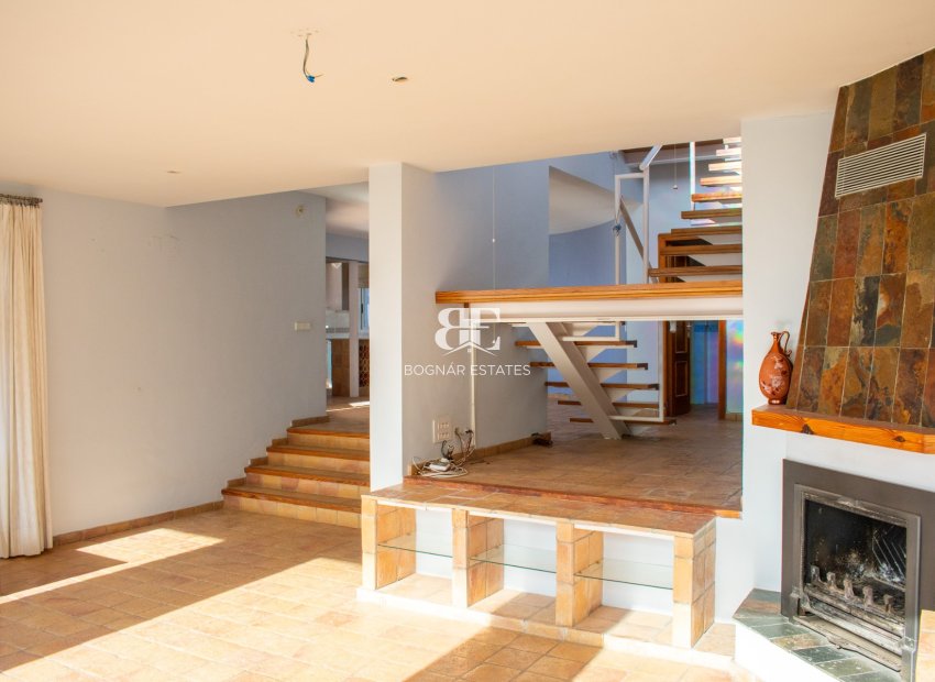 Herverkoop - Villa -
Altea