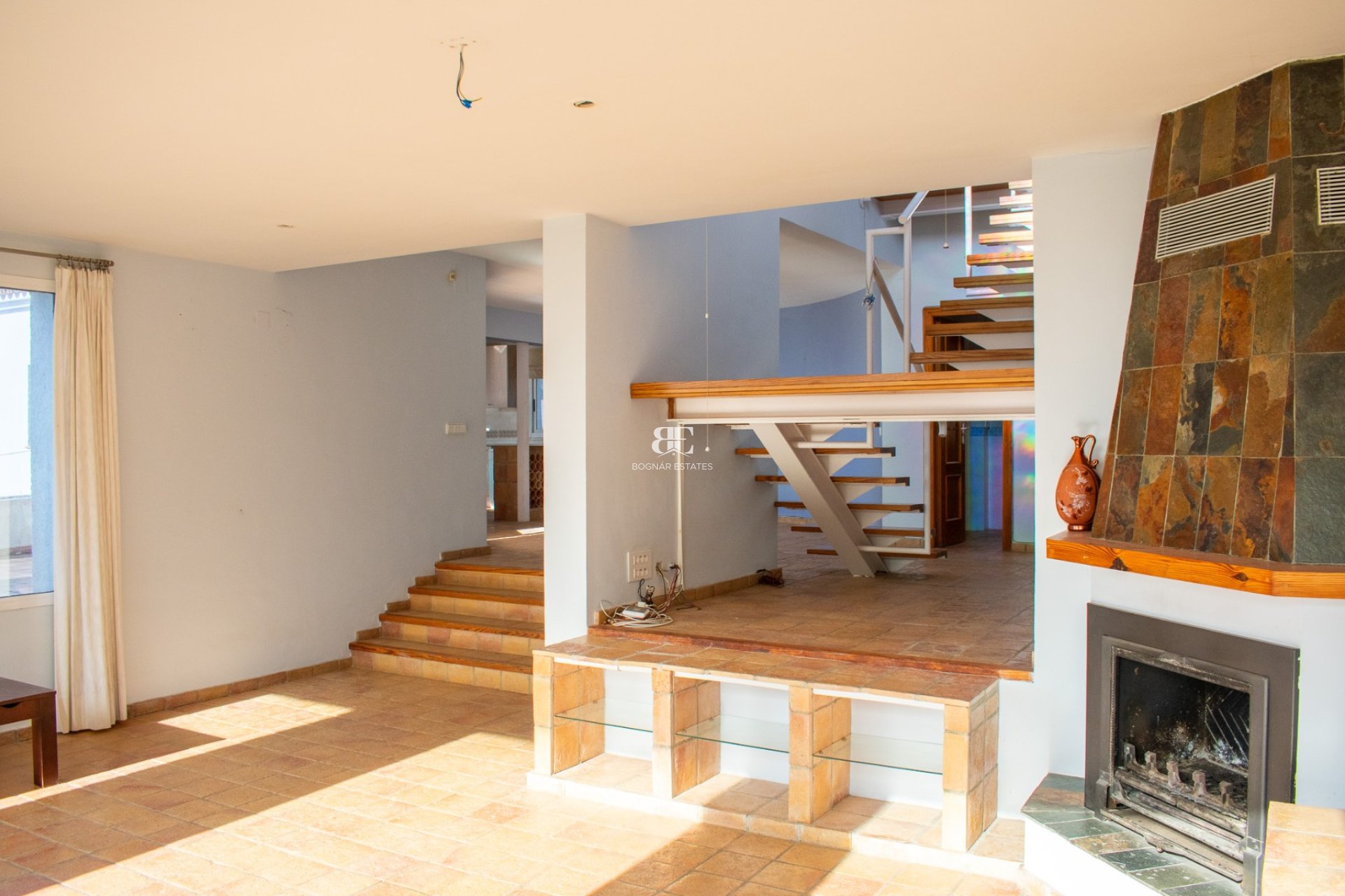 Herverkoop - Villa -
Altea