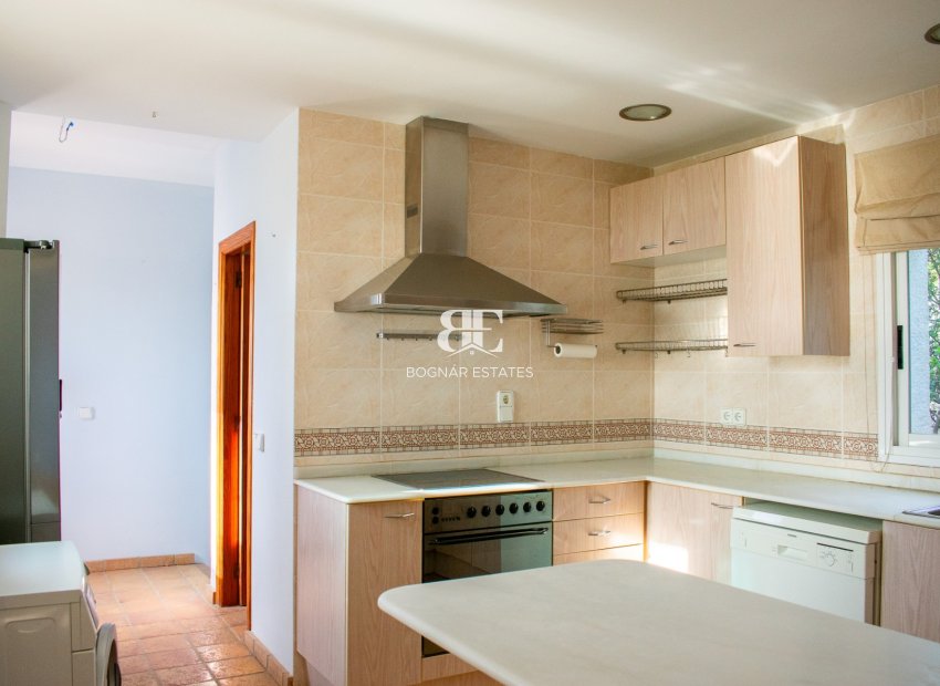 Herverkoop - Villa -
Altea