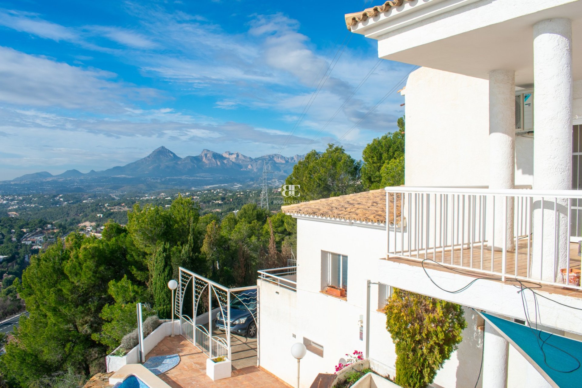 Herverkoop - Villa -
Altea