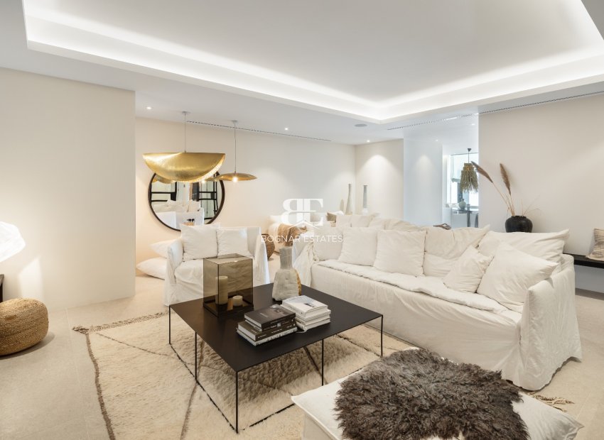 Herverkoop - Villa -
Benahavis - La Quinta