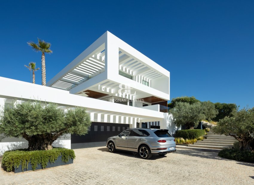 Herverkoop - Villa -
Benahavis - La Quinta