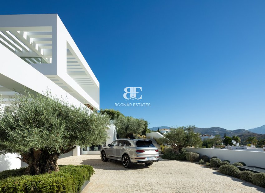 Herverkoop - Villa -
Benahavis - La Quinta