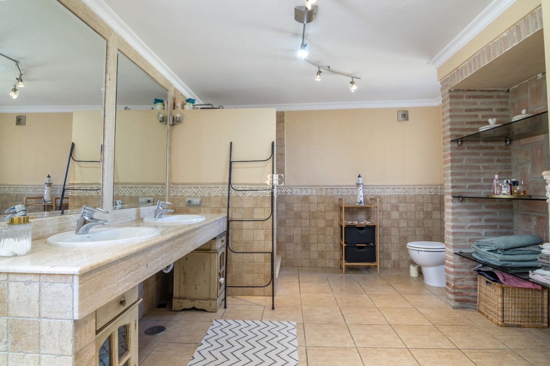 Herverkoop - Villa -
Benahavis - La Quinta