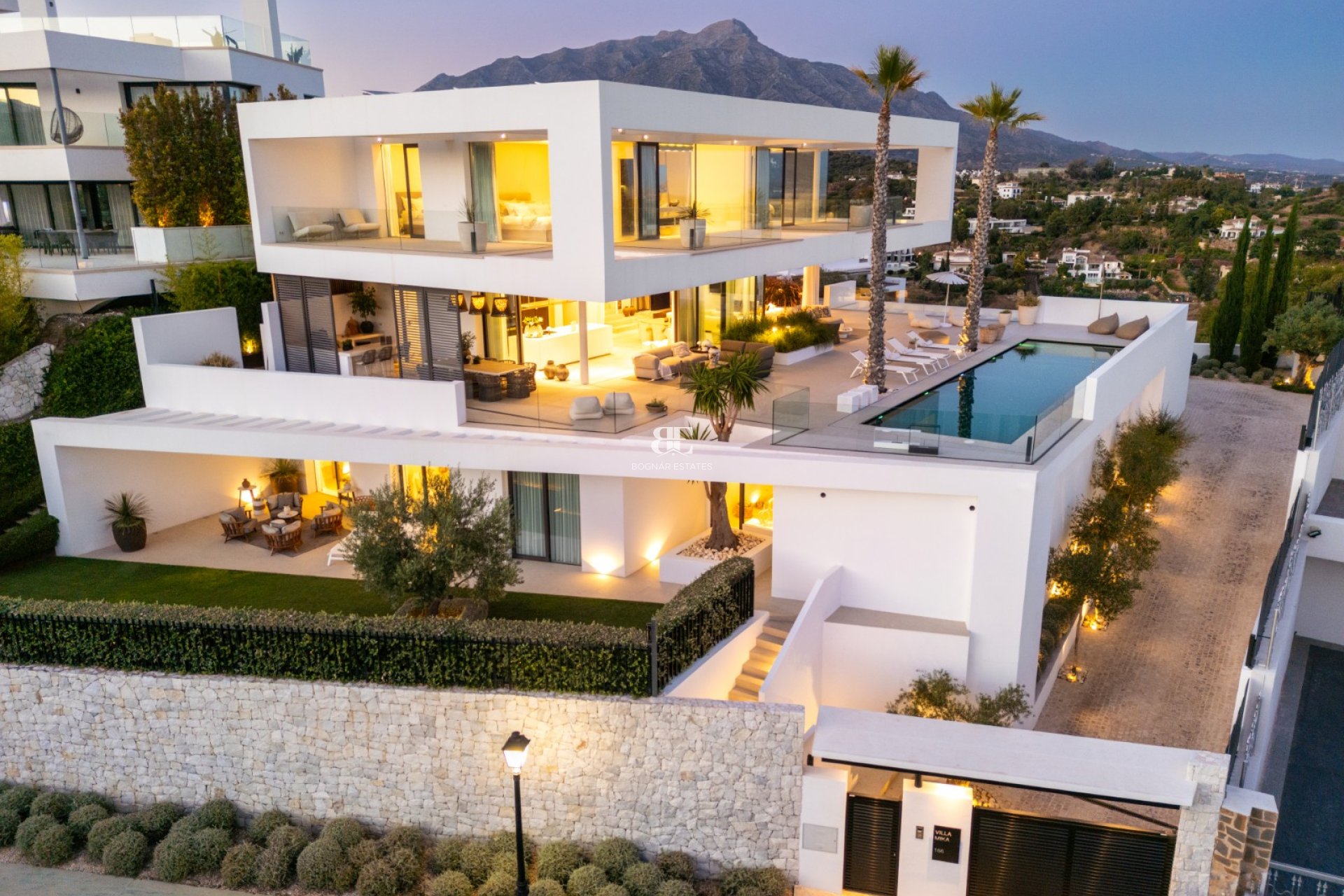 Herverkoop - Villa -
Benahavis - La Quinta