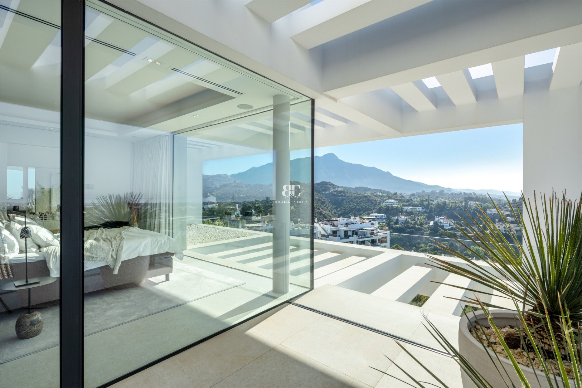 Herverkoop - Villa -
Benahavis - La Quinta