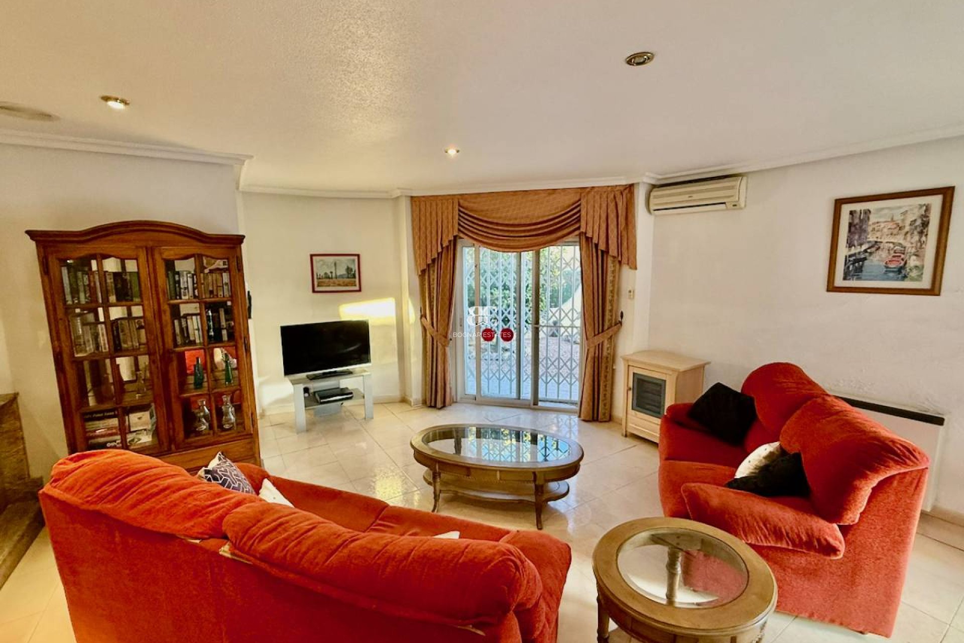 Herverkoop - Villa -
Benferri