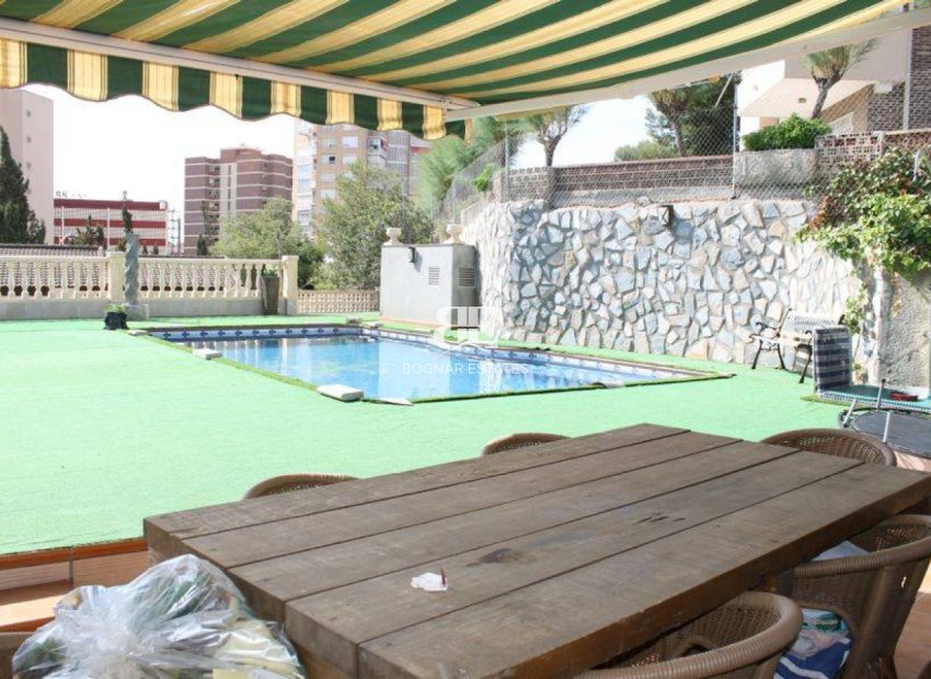 Herverkoop - Villa -
Benidorm - Poniente