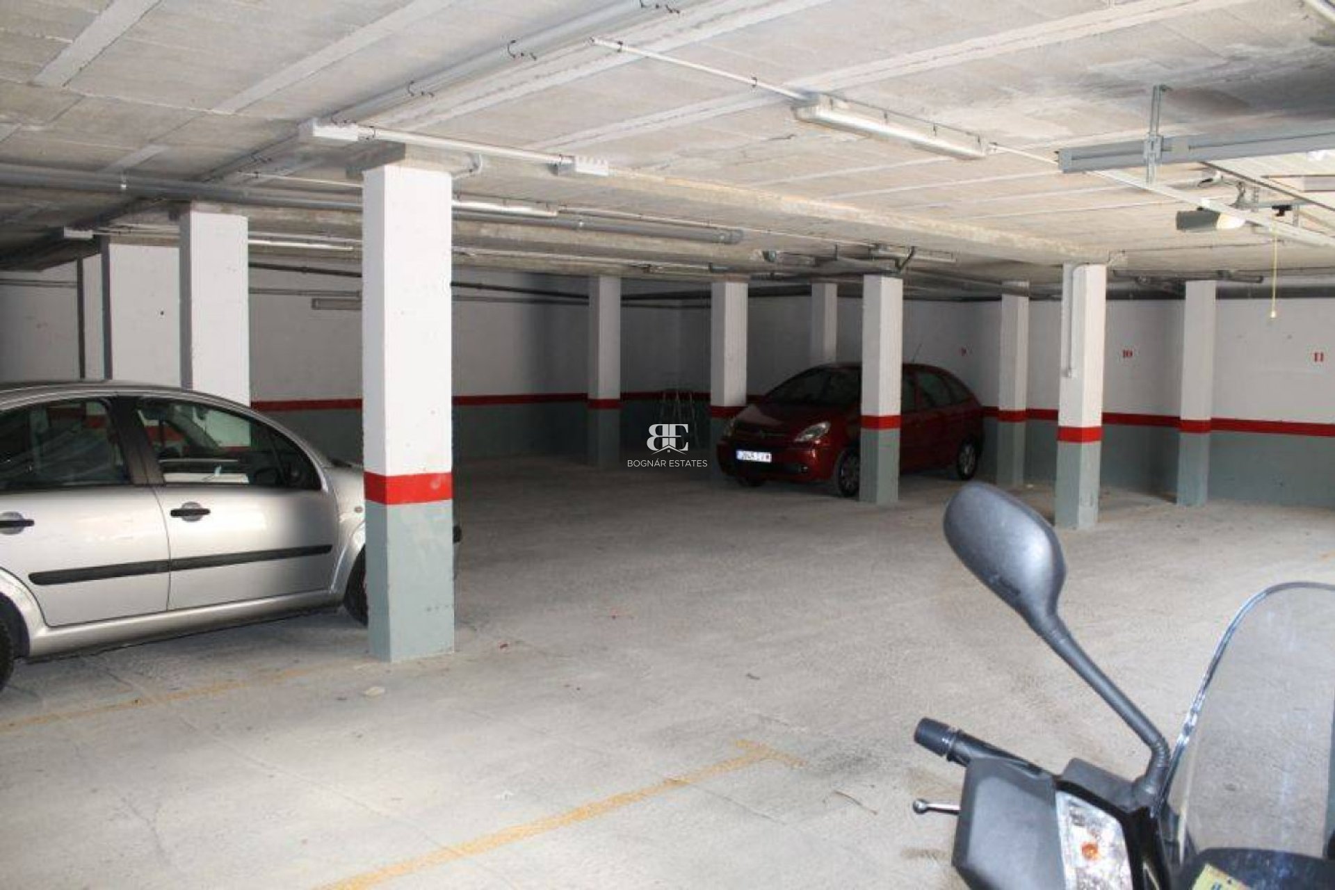 Herverkoop - Villa -
Benidorm - Poniente