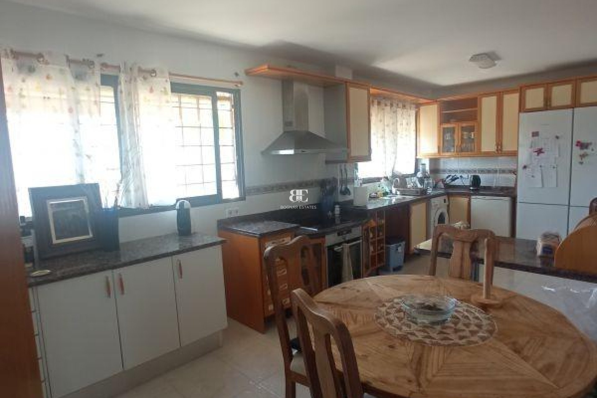 Herverkoop - Villa -
Benidorm - Poniente