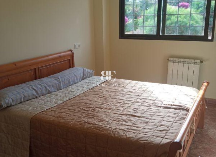 Herverkoop - Villa -
Benidorm - Poniente