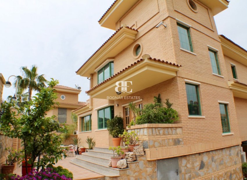 Herverkoop - Villa -
Benidorm - Rincón de Loix