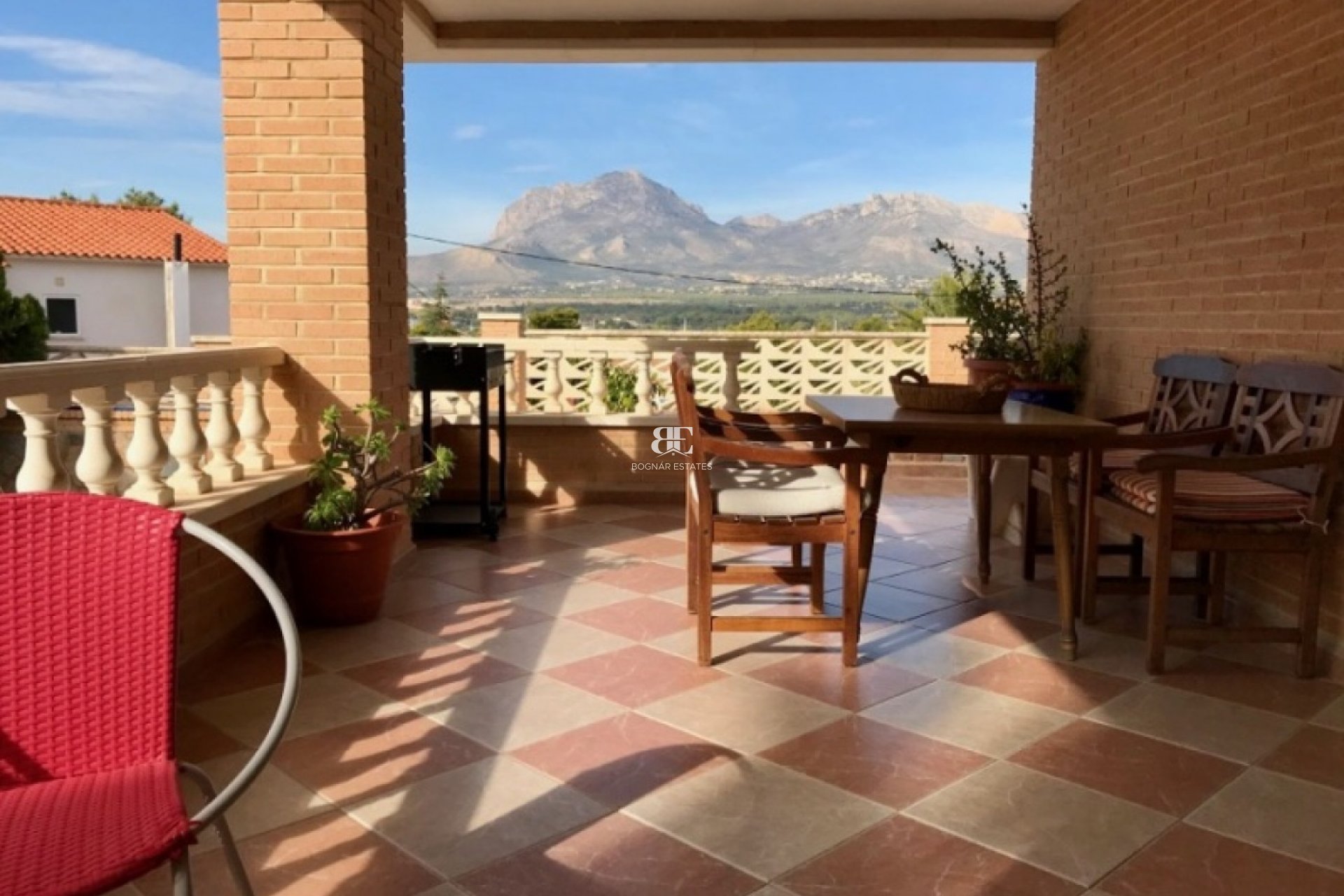 Herverkoop - Villa -
Benidorm - Rincón de Loix