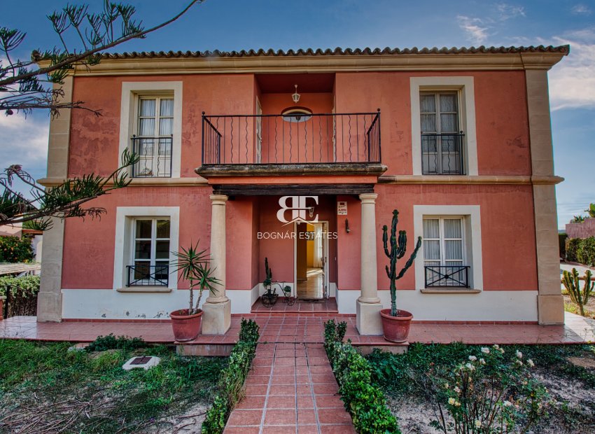 Herverkoop - Villa -
Benidorm - Zona de Poniente