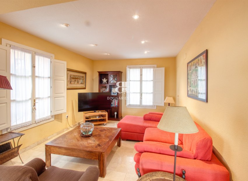 Herverkoop - Villa -
Benidorm - Zona de Poniente