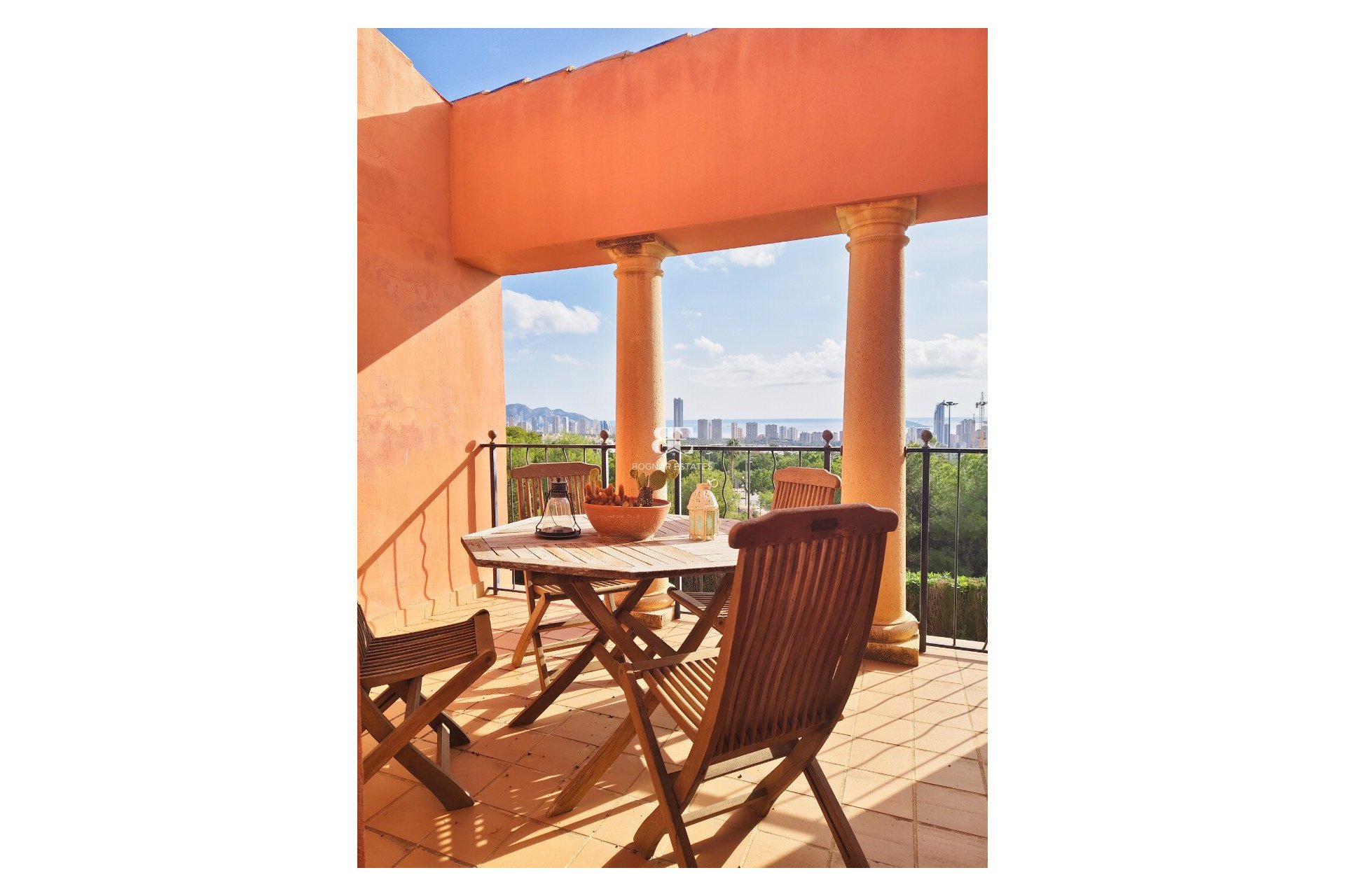 Herverkoop - Villa -
Benidorm - Zona de Poniente