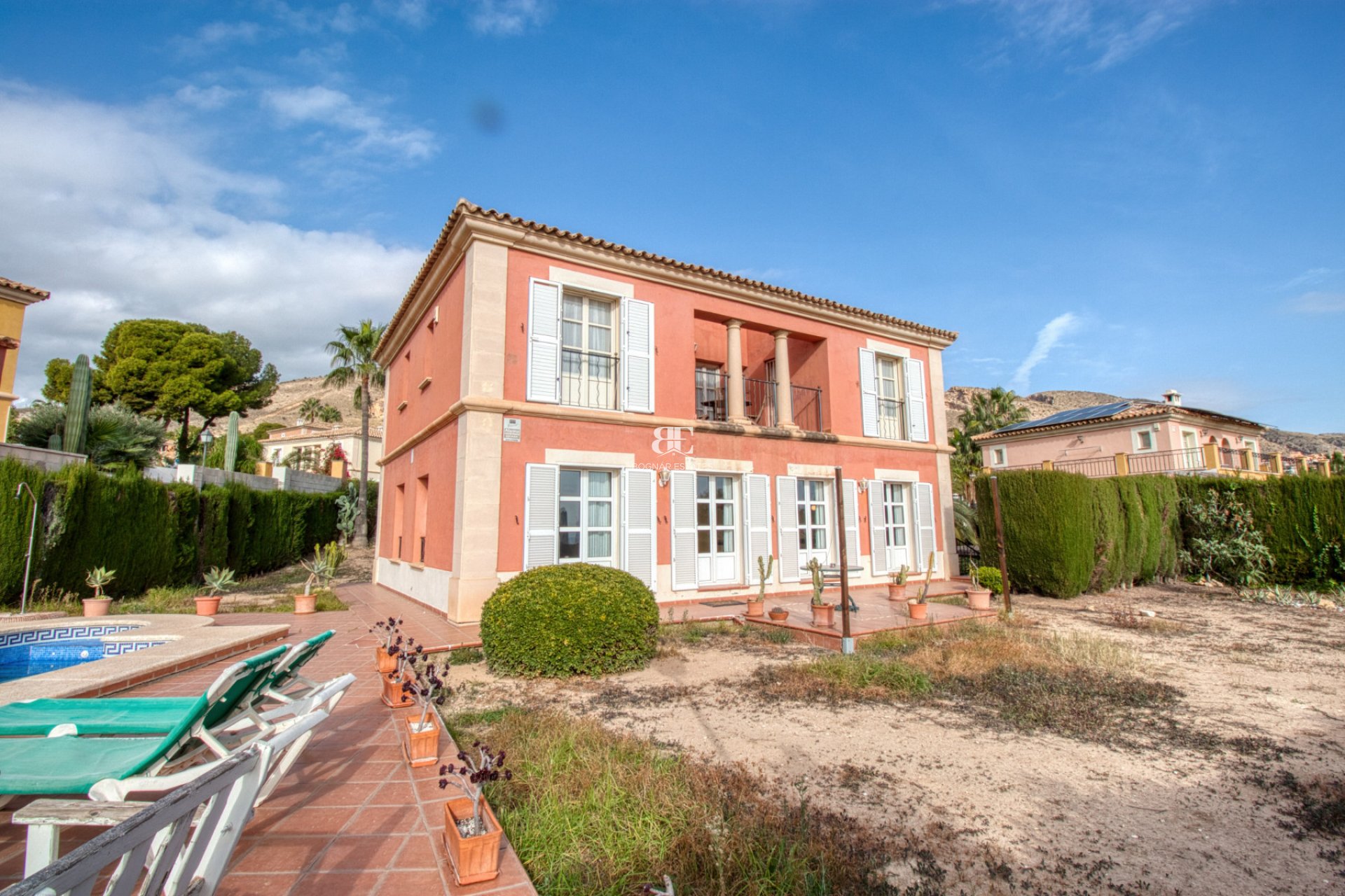 Herverkoop - Villa -
Benidorm - Zona de Poniente