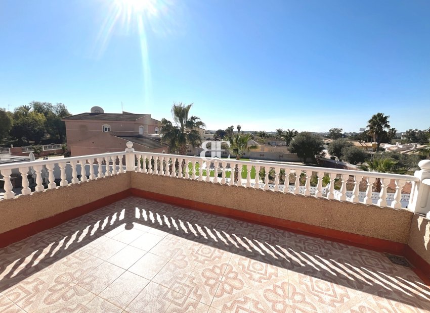 Herverkoop - Villa -
Benijofar - Monte Azul