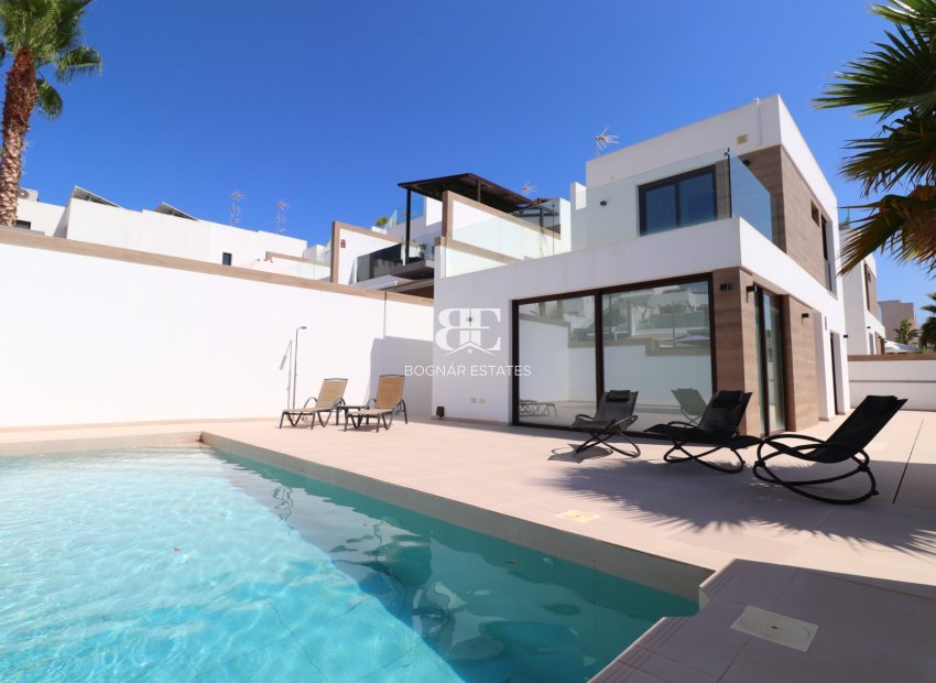 Herverkoop - Villa -
Benijofar