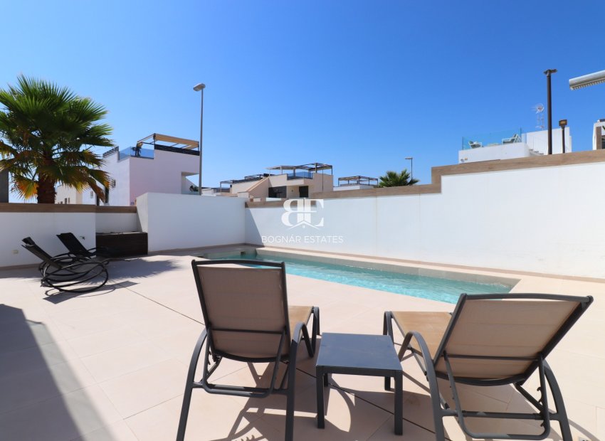 Herverkoop - Villa -
Benijofar