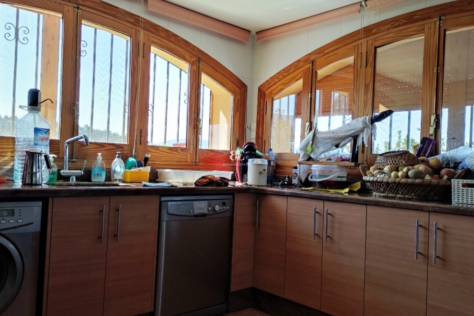 Herverkoop - Villa -
Benillup