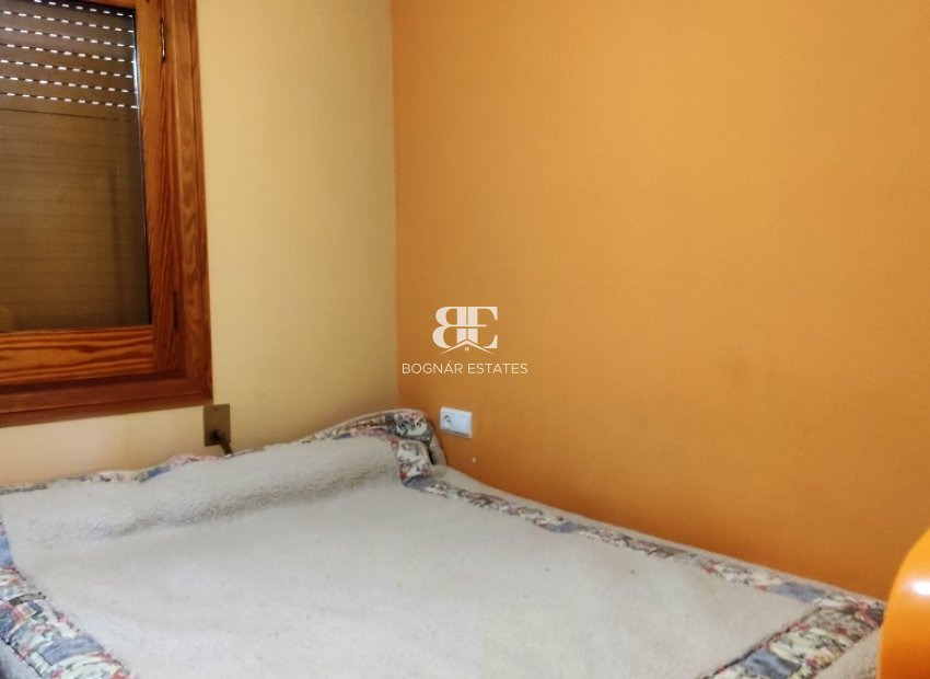 Herverkoop - Villa -
Benillup