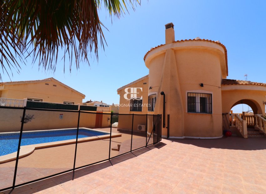 Herverkoop - Villa -
Benimar - Rojales
